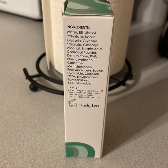 Hannah Sienna Purifying Charcoal Mask, New - Picture 4 of 5